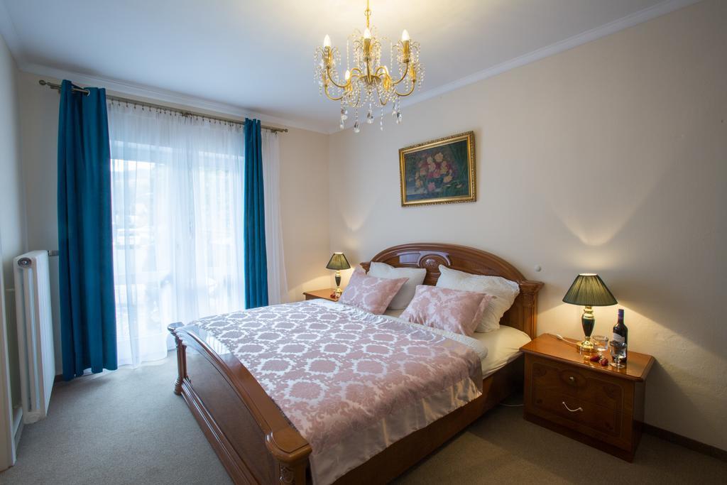 Golden Gapa Large Family Apartment 7 ガルミッシュ・パルテンキルヒェン 部屋 写真